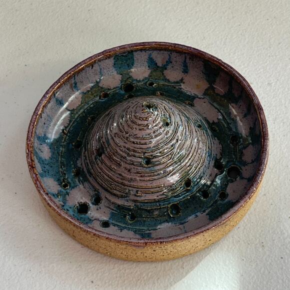 Studio Art Pottery Citrus Manual Juicer Lemon & Orange Stoneware Hand Made - Picture 6 of 11